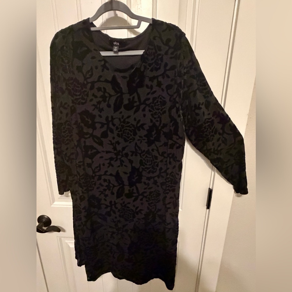 Ellos Elegant Black Velvet Dress